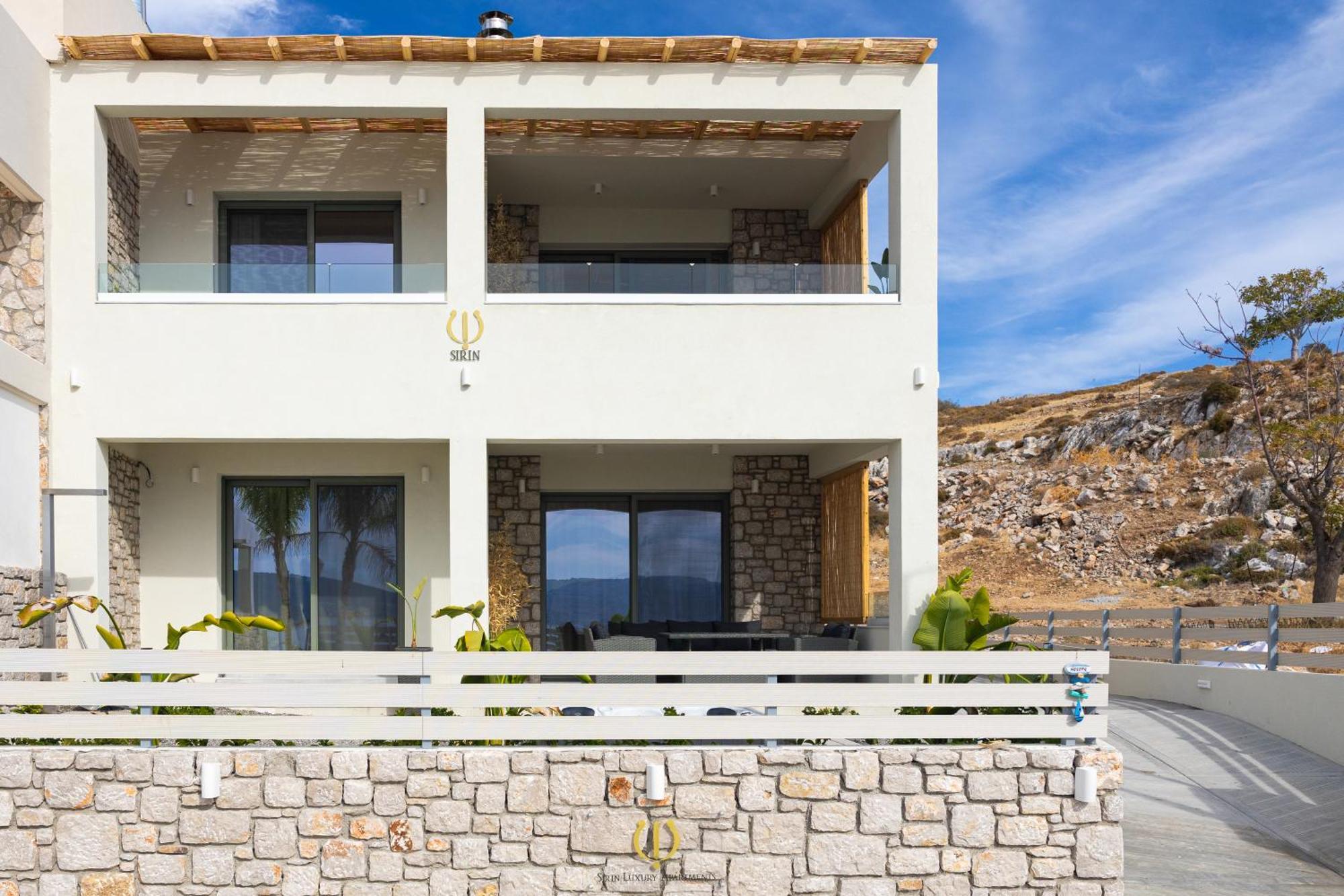 Appartement Sirin Luxury - 1st Floor Charaki